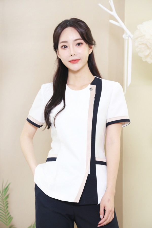 더화이트콤비(고신축 안비침 원단 입니다)