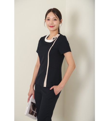 셀리네이비베이지카라